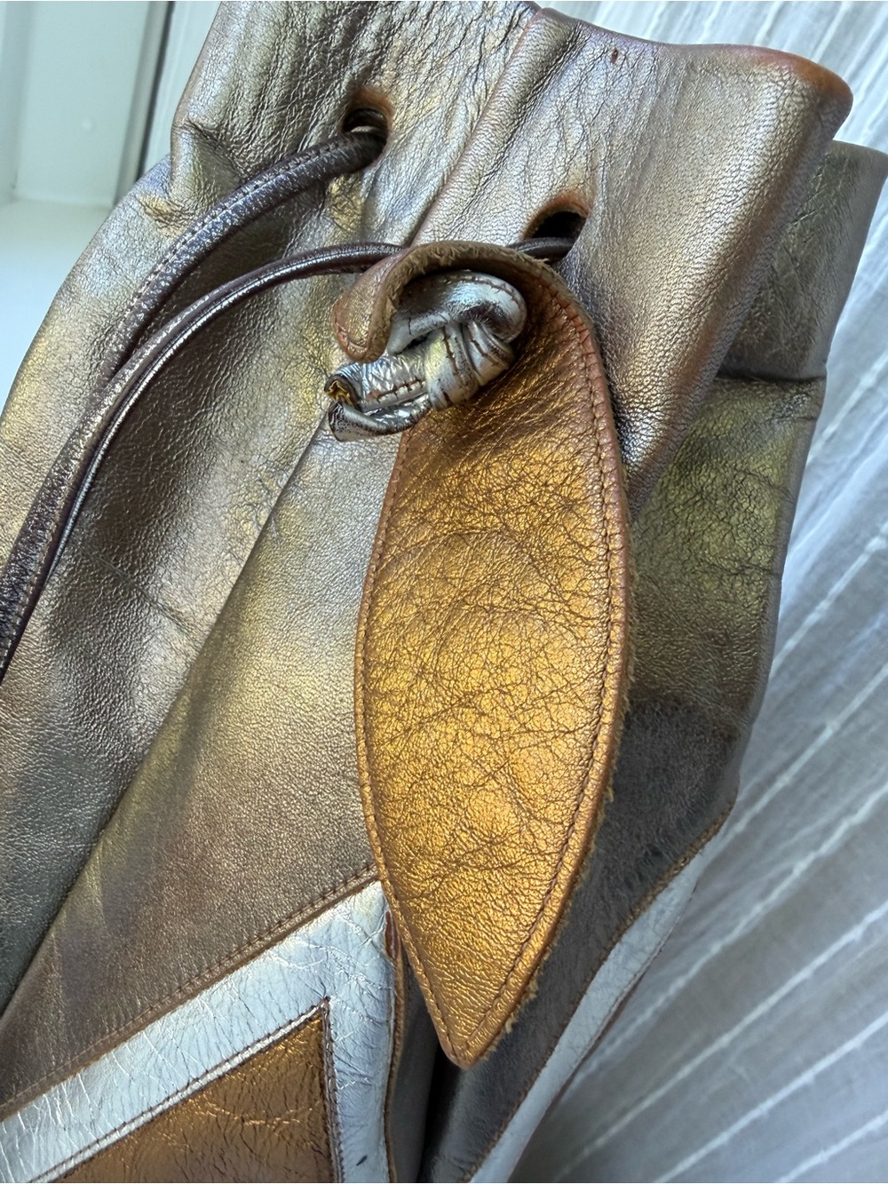Vtg Holt Renfrew Metallic Leather Bucket Bag Italy Drawstring Patchwork 35" Y2K - Picture 4 of 13